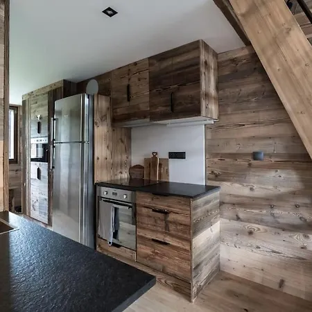 Apartment Beautiful With 3 Bedrooms *